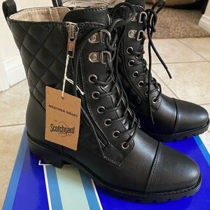 White mountain combat boots